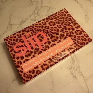 Slip Silk Pillowcase in Leopard Print BNIB Standard Size.